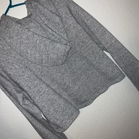 Cropped grey sweater - Picture 2 of 2